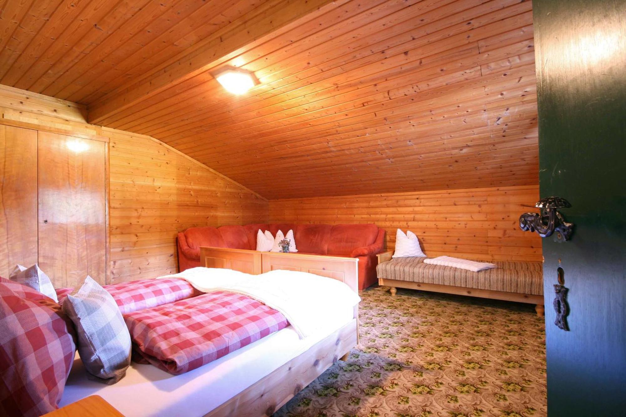 Mountain Residence Riesgut ヴェルフェン 部屋 写真